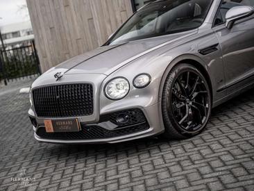Bentley Flying Spur W12 Mulliner — photo 6