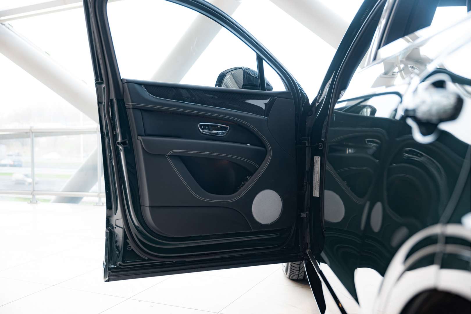 Bentley Bentayga V8 S - 2023 - Joinsteer - #4