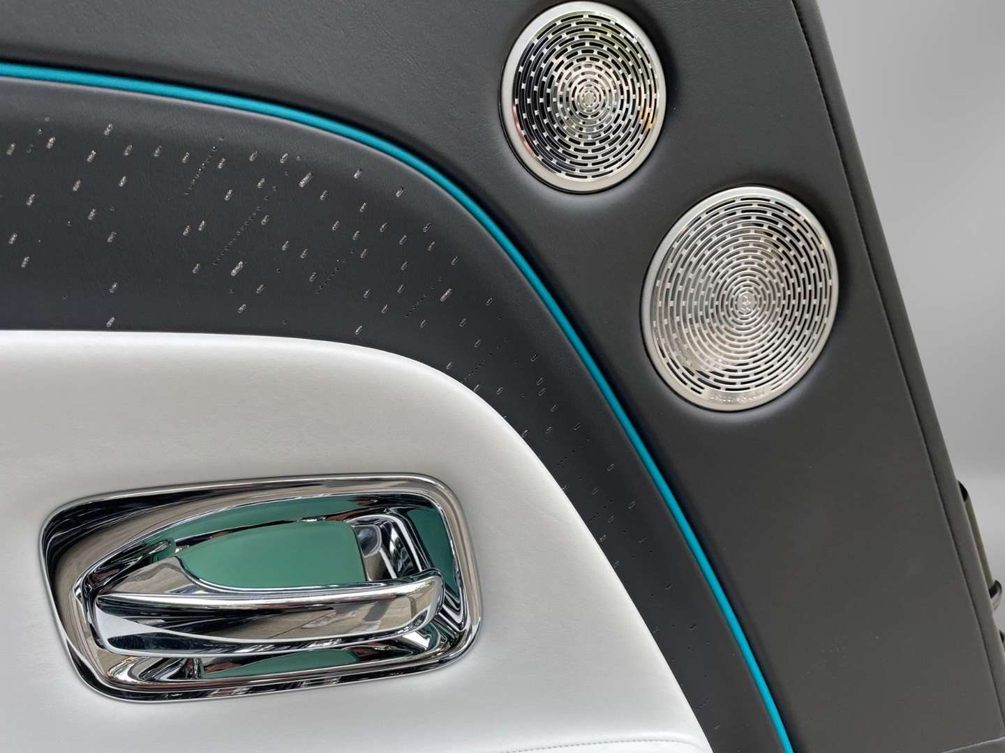 Rolls-Royce Spectre Black Badge - 2025 - Joinsteer - #10