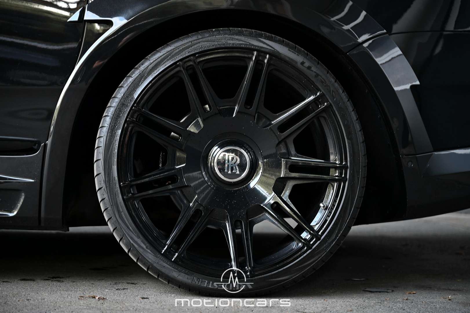 Rolls-Royce Cullinan Black Badge - 2019 - Joinsteer - #11