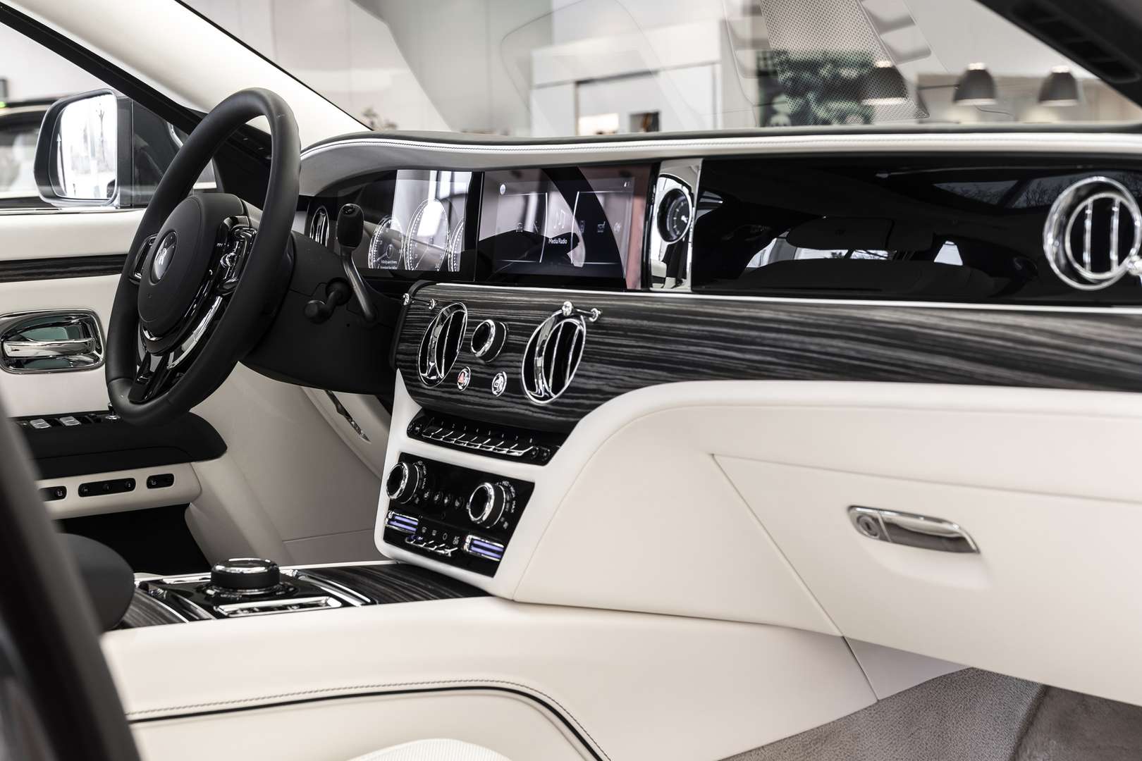 Rolls-Royce Ghost - 2022 - Joinsteer - #4