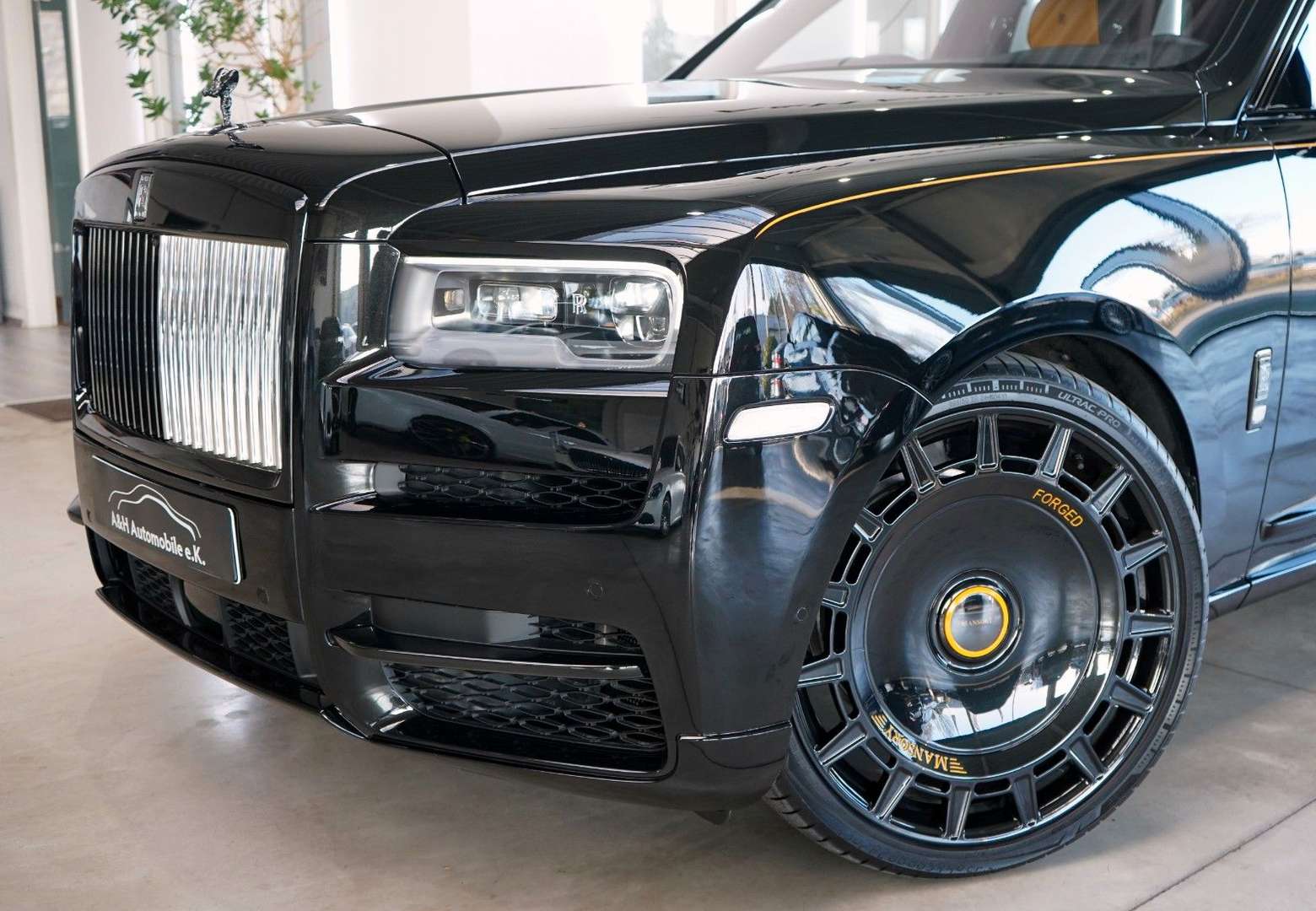 Rolls-Royce Cullinan Black Badge - 2023 - Joinsteer - #3