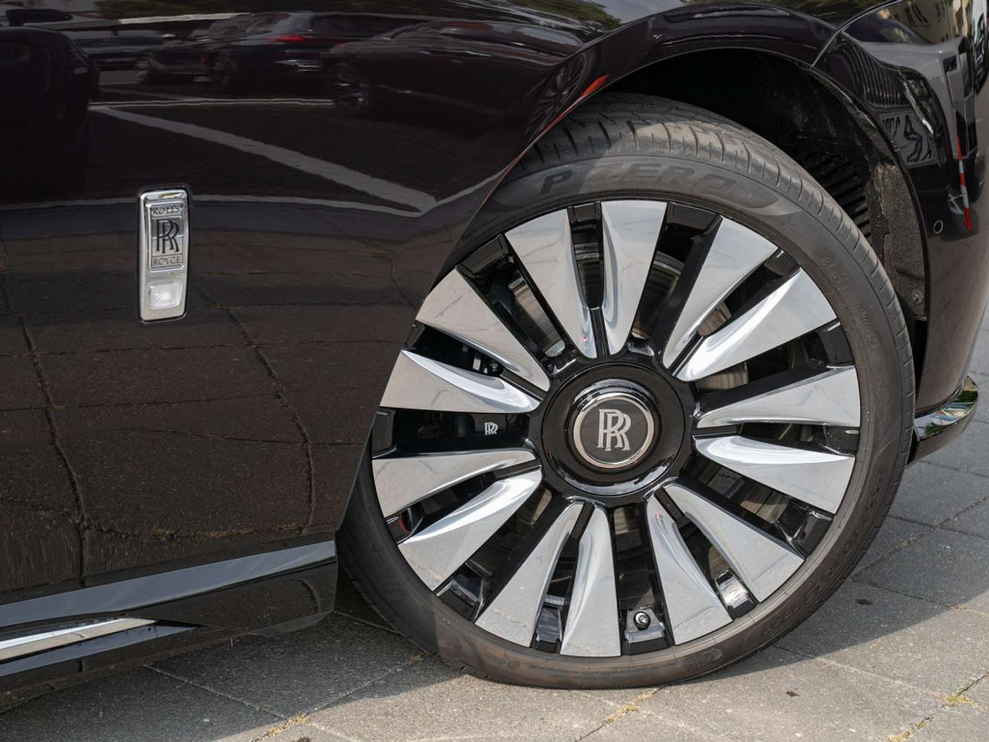 Rolls-Royce Spectre - 2024 - Joinsteer - #4