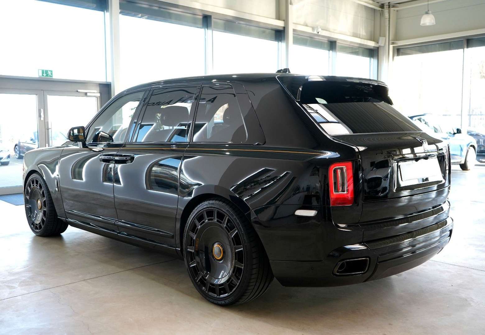 Rolls-Royce Cullinan Black Badge - 2023 - Joinsteer - #6