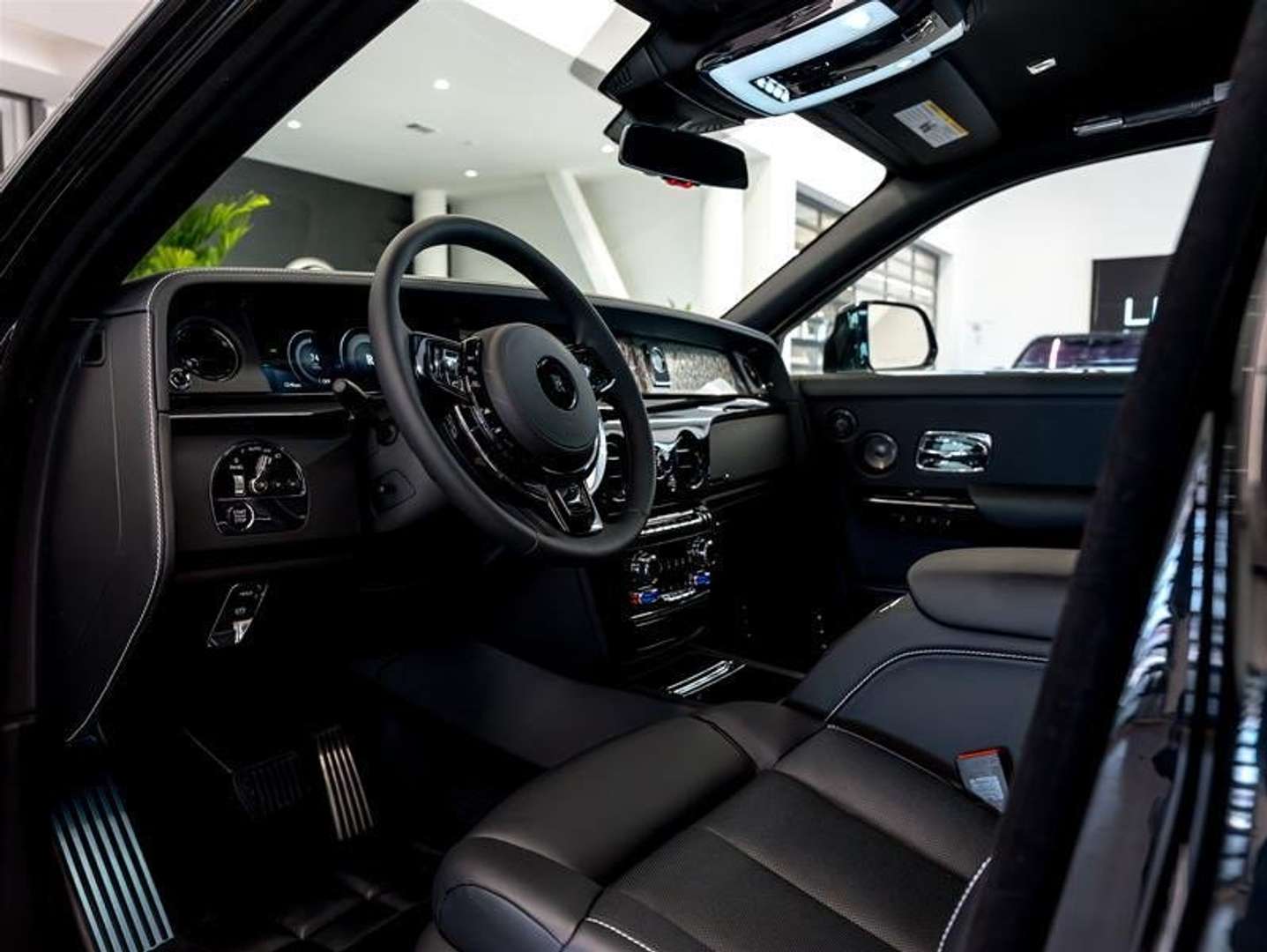 Rolls-Royce Phantom Black Badge - 2025 - Joinsteer - #9