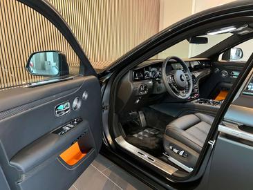 Rolls-Royce Ghost Black Badge — photo 9