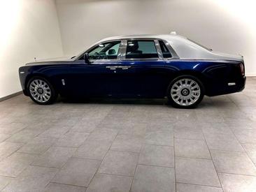 Rolls-Royce Phantom V12 — photo 2