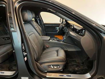 Rolls-Royce Ghost Black Badge — photo 14
