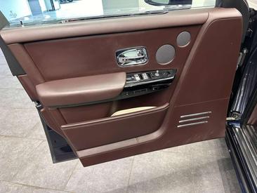 Rolls-Royce Phantom V12 — photo 7