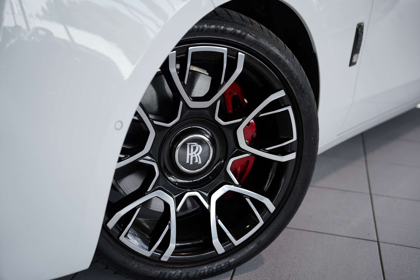 Rolls-Royce Ghost Black Badge - 2023 - Joinsteer - #3