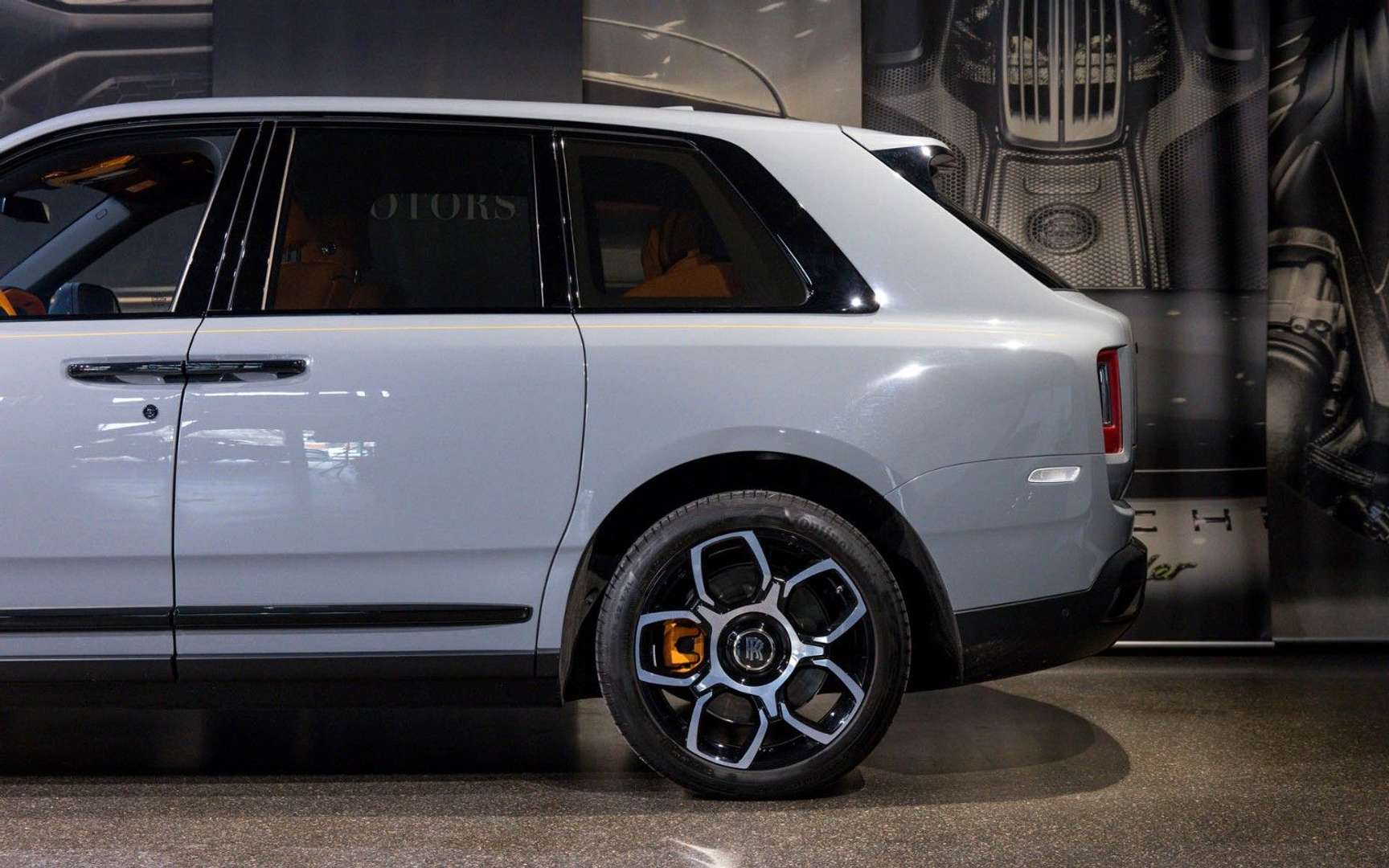 Rolls-Royce Cullinan Black Badge - 2023 - Joinsteer - #4