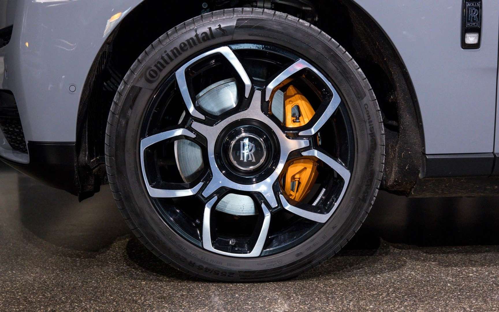 Rolls-Royce Cullinan Black Badge - 2023 - Joinsteer - #5