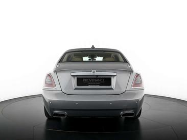 Rolls-Royce Ghost — photo 5