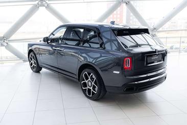 Rolls-Royce Cullinan Black Badge — photo 2