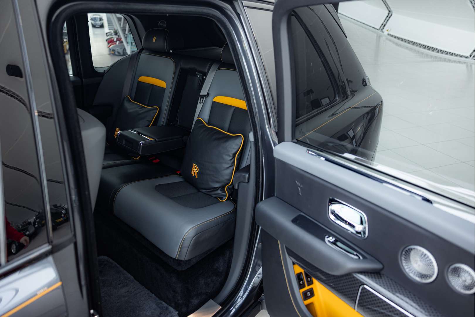 Rolls-Royce Cullinan Black Badge - 2021 - Joinsteer - #11