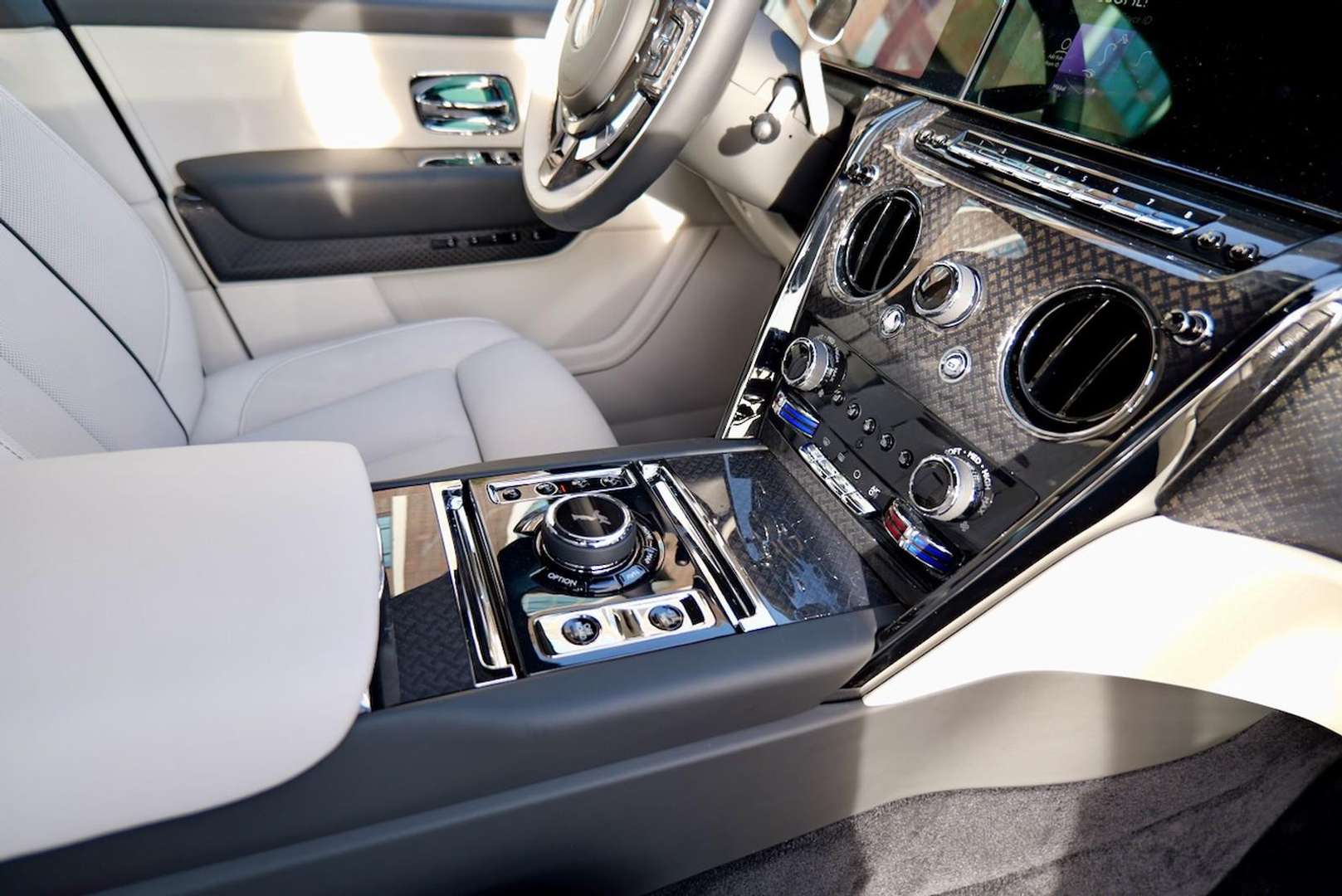 Rolls-Royce Cullinan Black Badge - 2026 - Joinsteer - #9