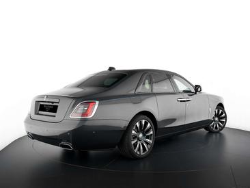 Rolls-Royce Ghost — photo 4