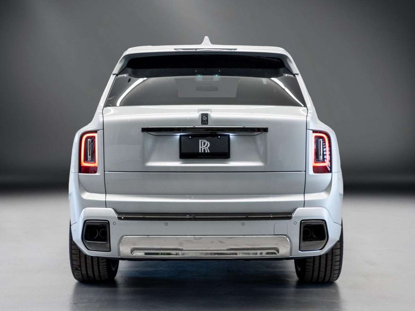 Rolls-Royce Cullinan Black Badge - 2025 - Joinsteer - #3