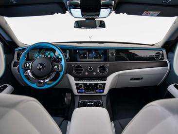 Rolls-Royce Ghost — photo 7