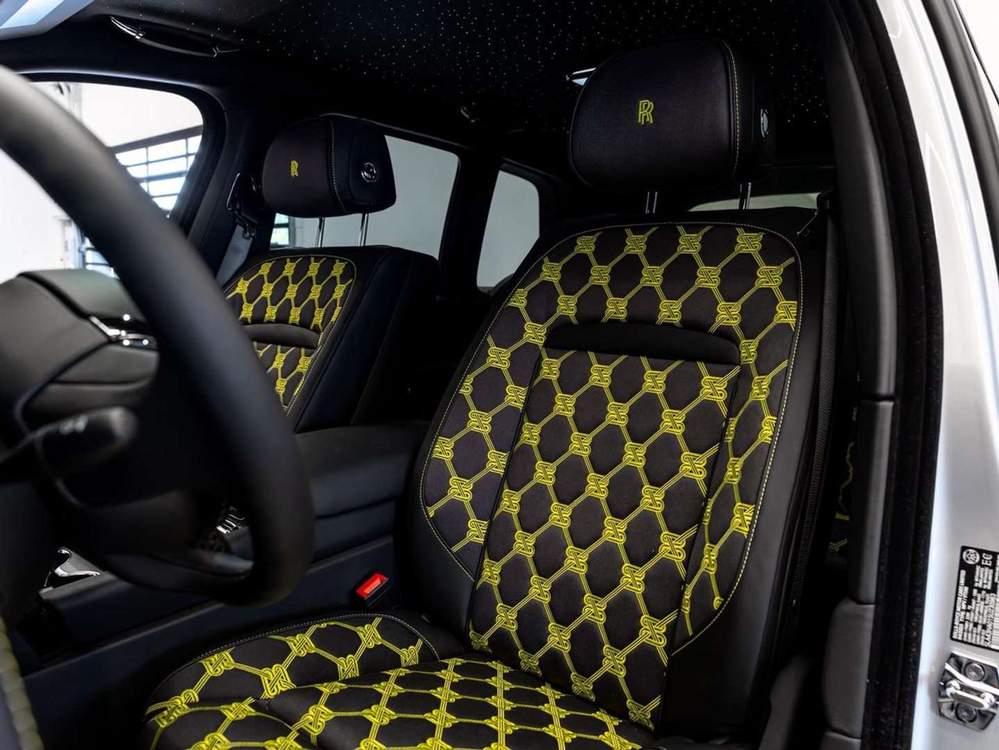 Rolls-Royce Cullinan Black Badge - 2025 - Joinsteer - #7