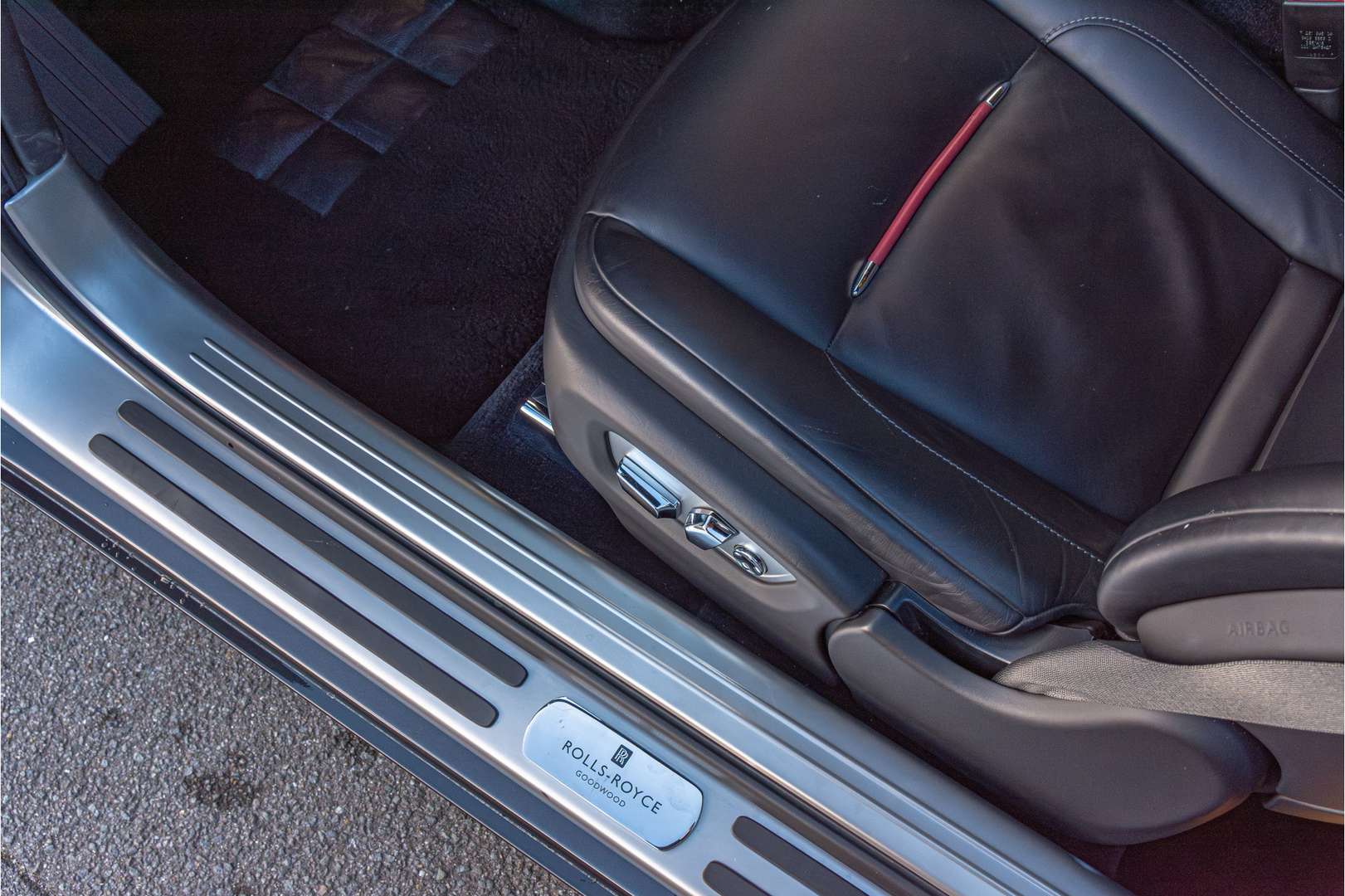 Rolls-Royce Wraith Bespoke - 2019 - Joinsteer - #15