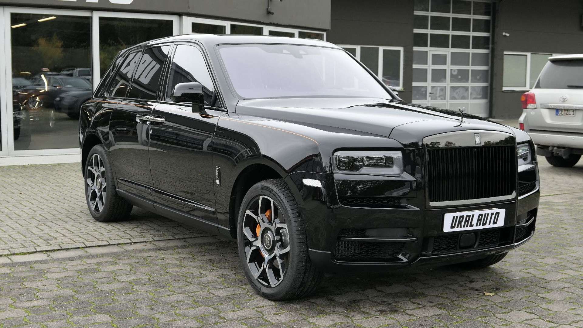 Rolls-Royce Cullinan Black Badge Bespoke - 2023 - Joinsteer - #7