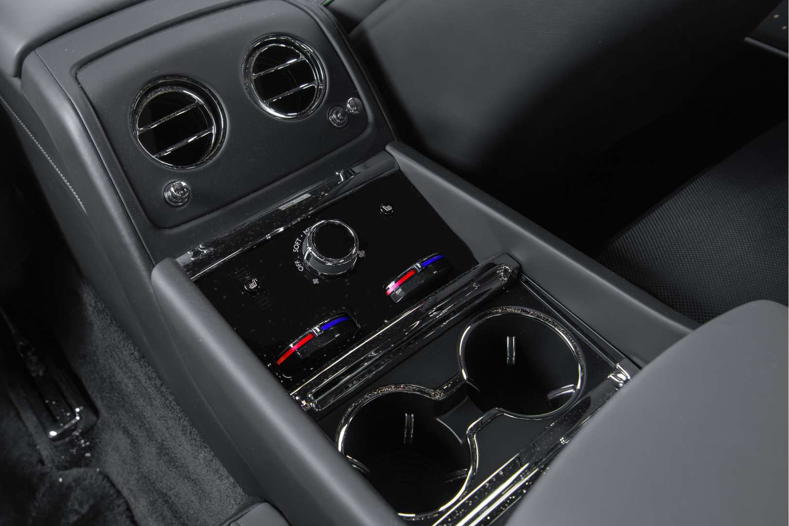 Rolls-Royce Spectre - 2024 - Joinsteer - #15