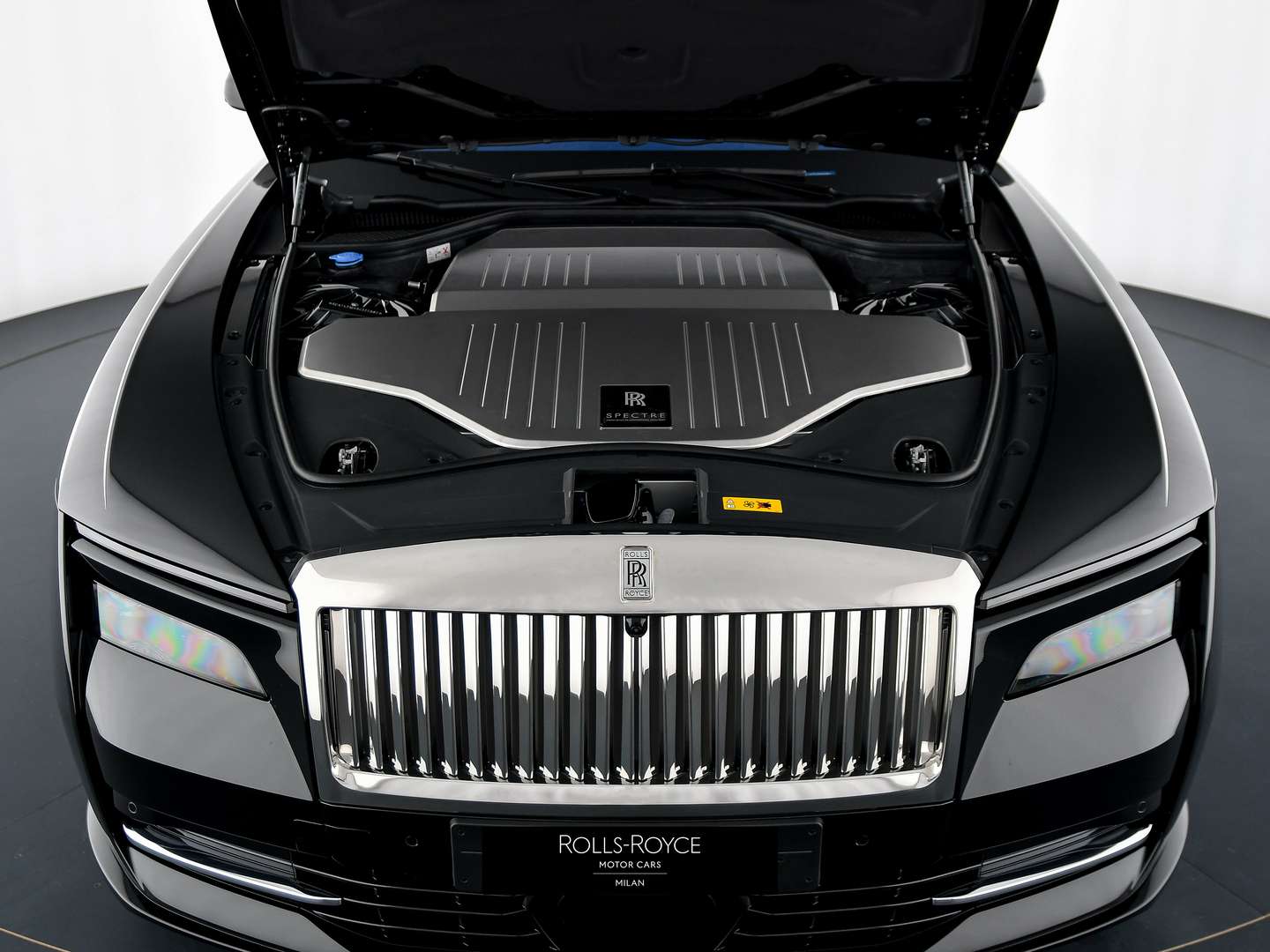 Rolls-Royce Spectre - 2025 - Joinsteer - #15