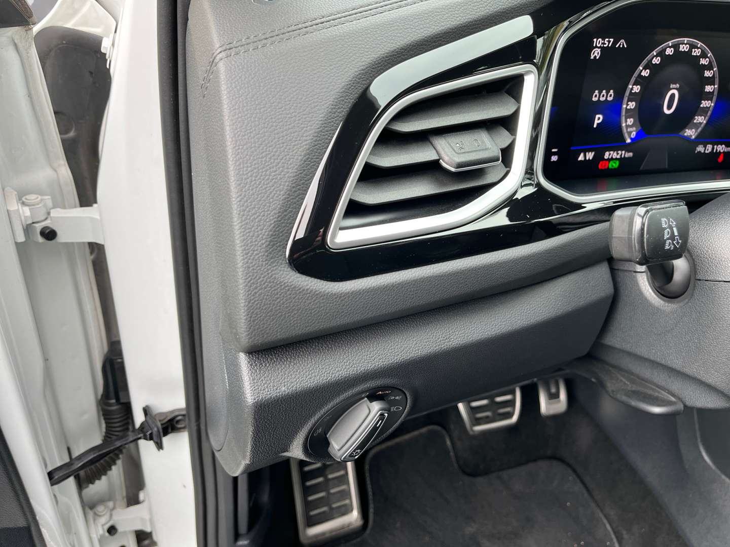Volkswagen T-Roc TDI R-Line - 2022 - Joinsteer - #10