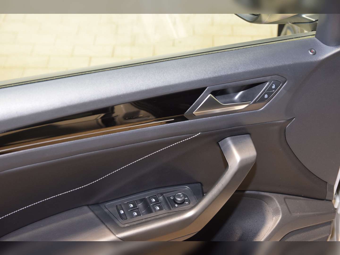 Volkswagen T-Roc R-Line - 2022 - Joinsteer - #10