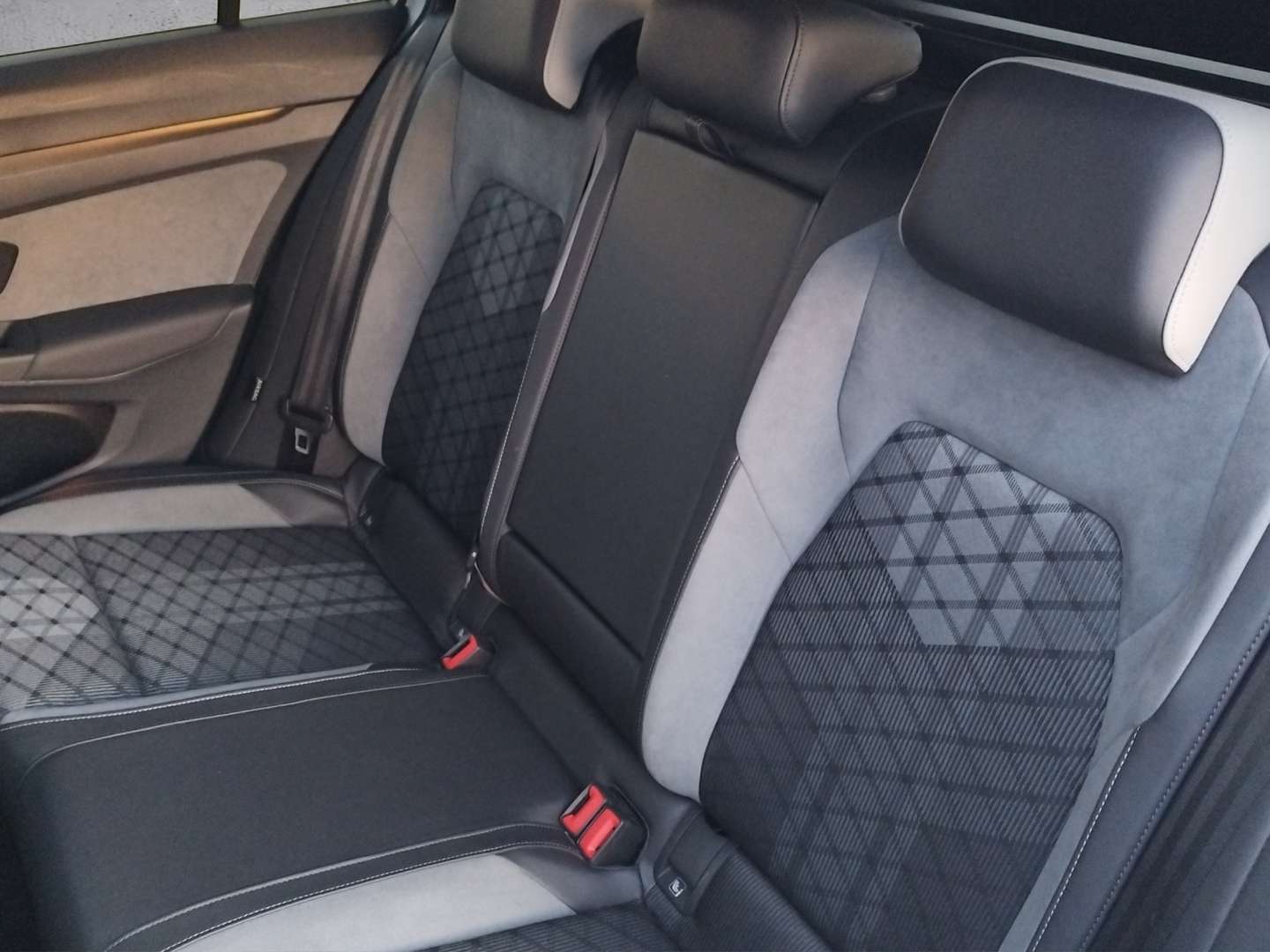 Volkswagen Golf R-Line - 2021 - Joinsteer - #11