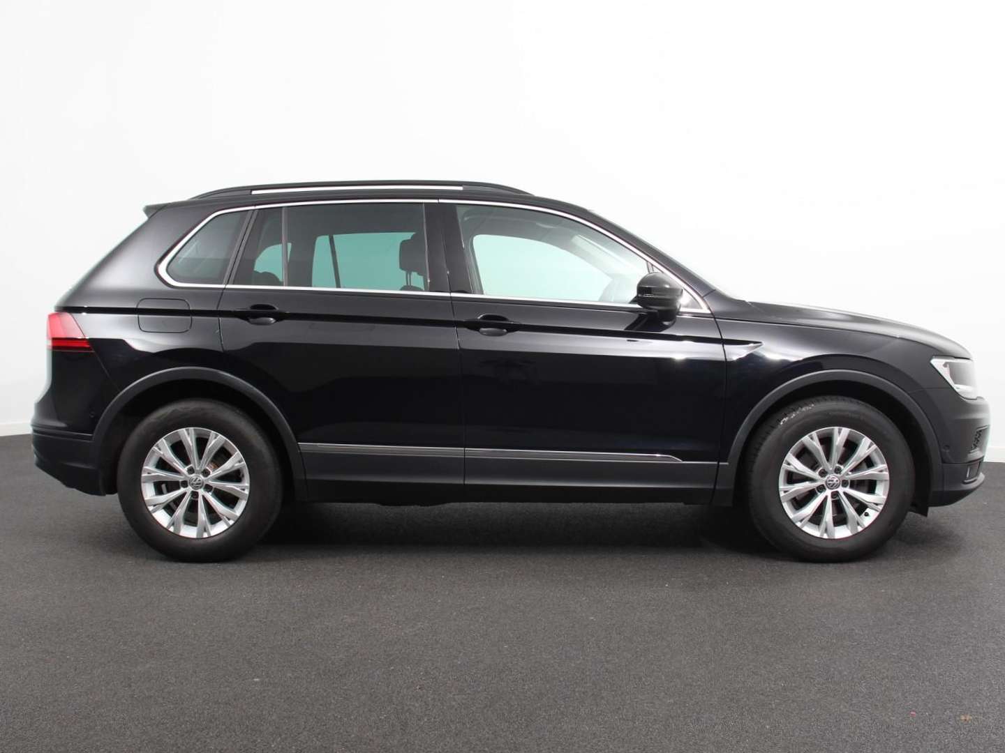 Volkswagen TIGUAN Comfortline - 2020 - Joinsteer - #7