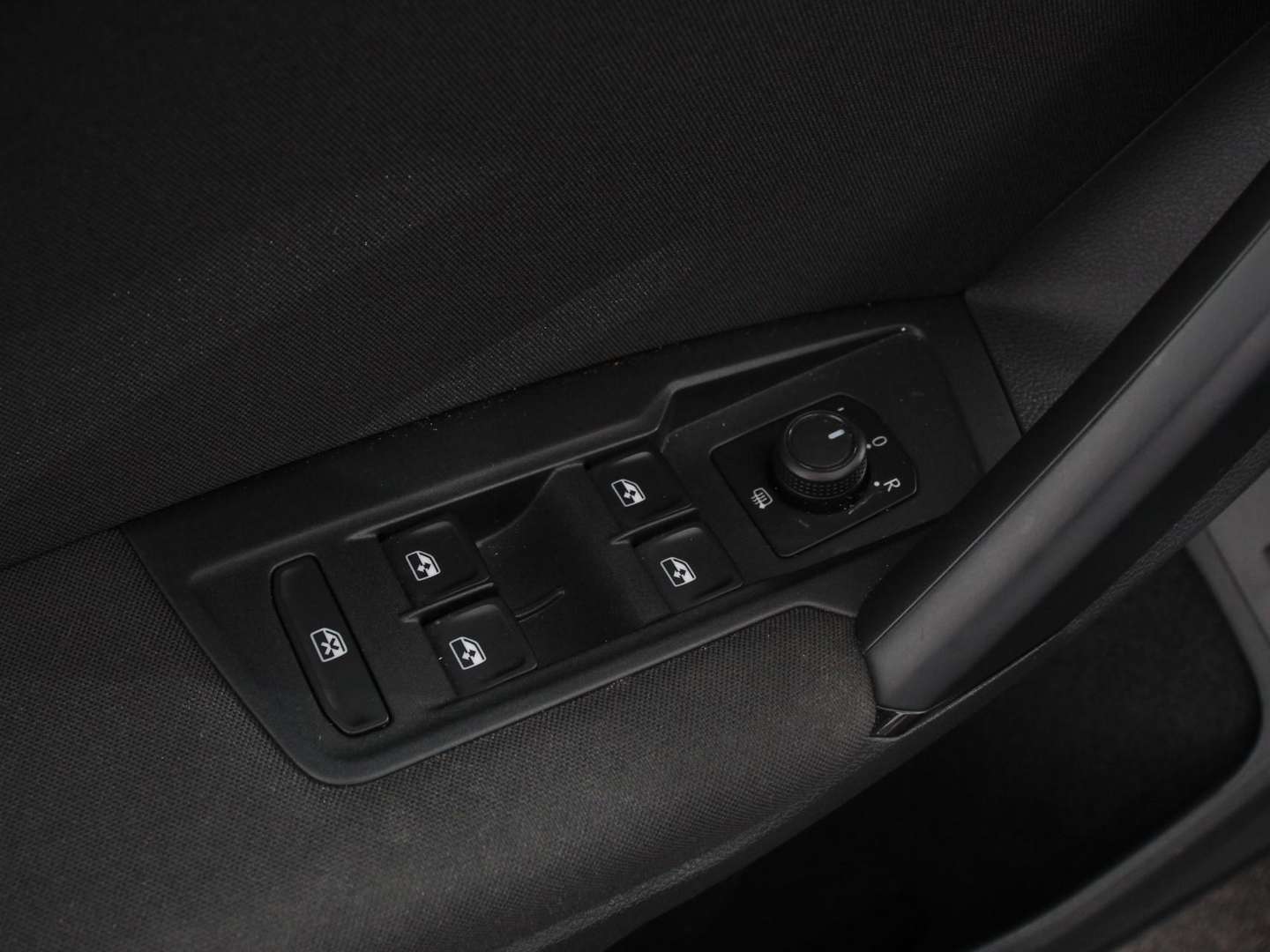 Volkswagen TIGUAN Comfortline - 2020 - Joinsteer - #11