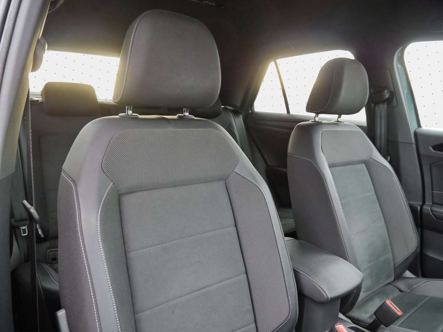 Volkswagen T-Roc R-Line - 2022 - Joinsteer - #9