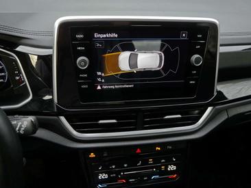 Volkswagen T-Roc R-Line — photo 14