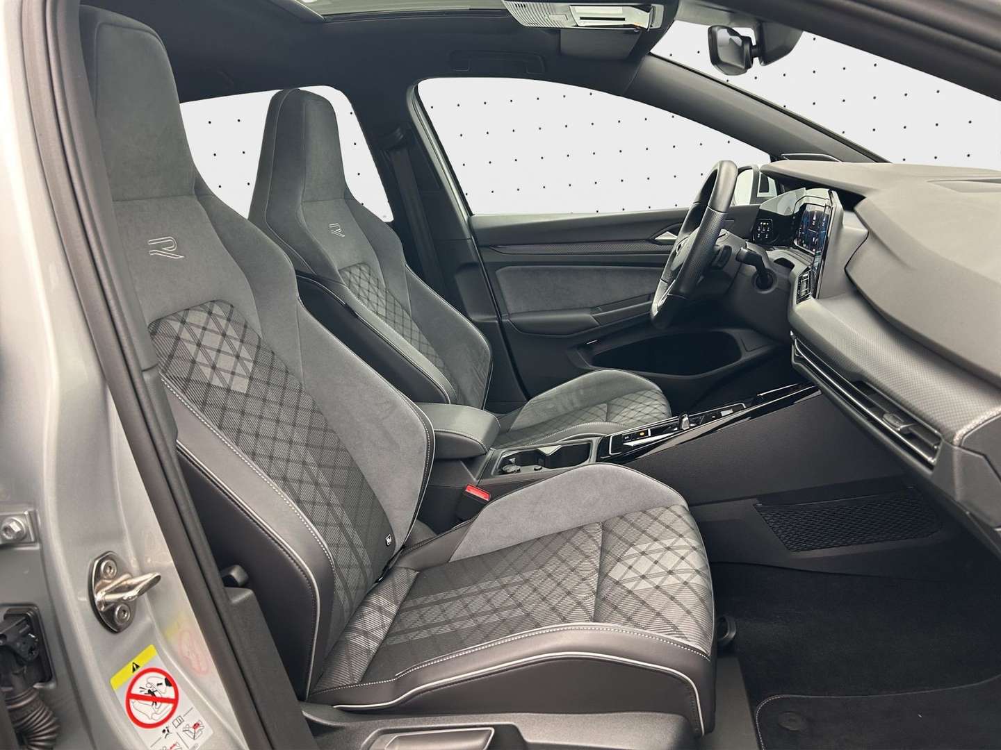 Volkswagen Golf R-Line ETSI - 2023 - Joinsteer - #4