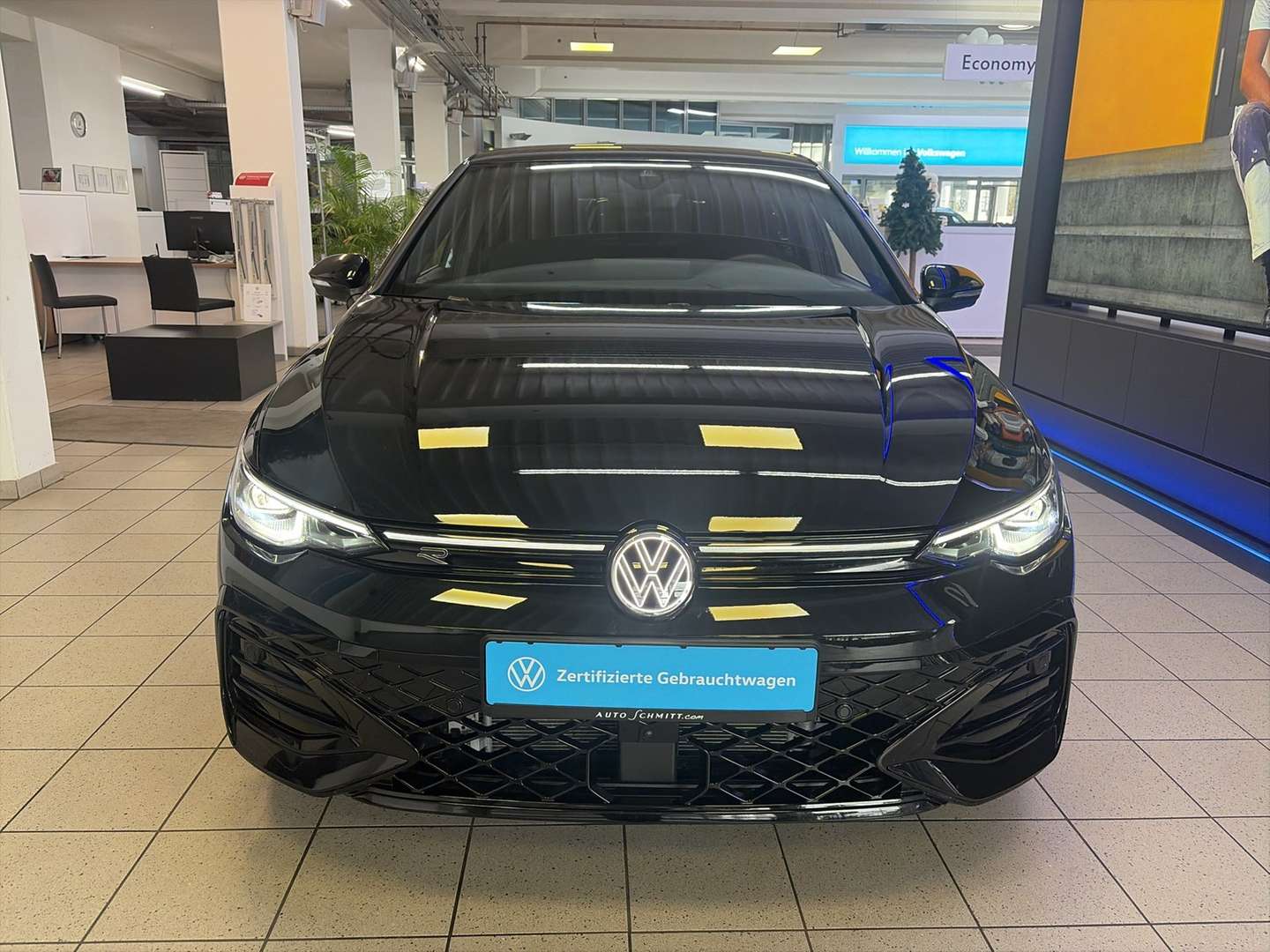 Volkswagen Golf TSI R-Line - 2025 - Joinsteer - #2