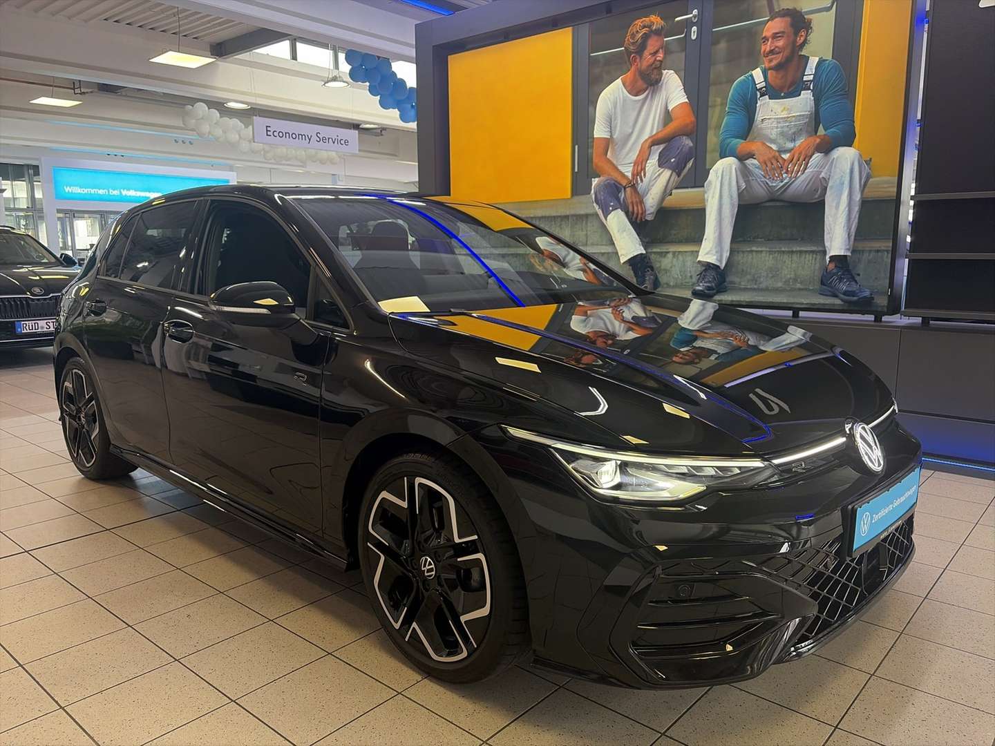 Volkswagen Golf TSI R-Line - 2025 - Joinsteer - #3