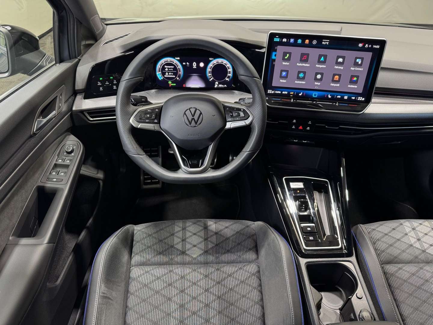 Volkswagen Golf ETSI R-Line - 2025 - Joinsteer - #4