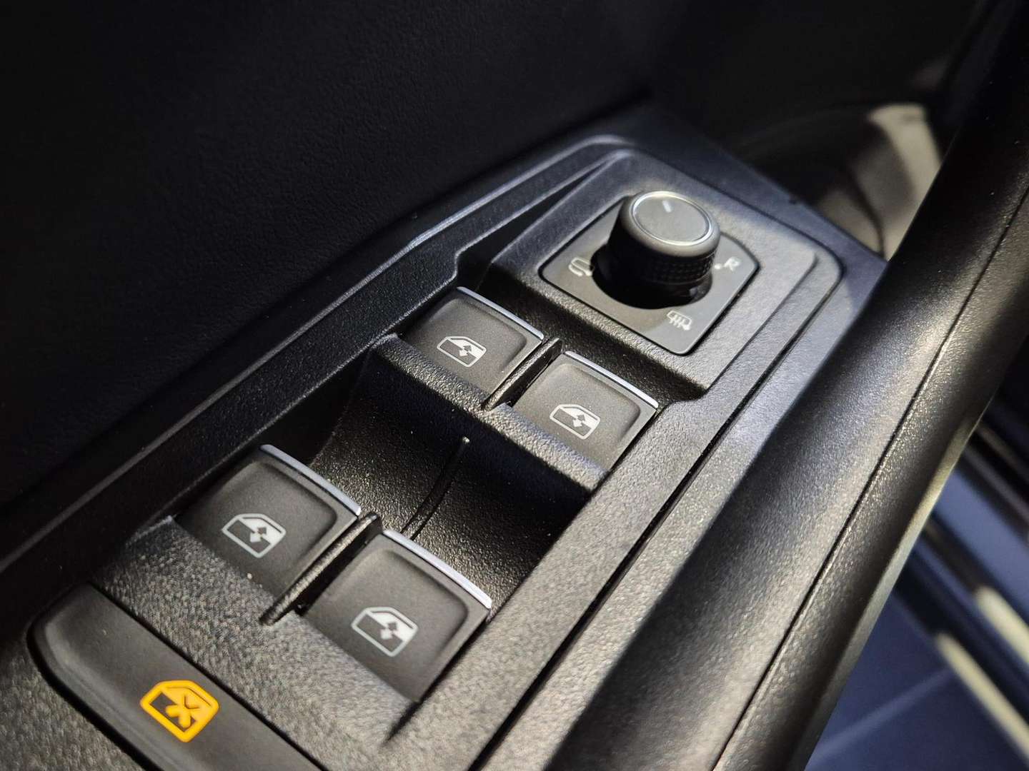 Volkswagen T-Roc TSI Goal - 2025 - Joinsteer - #5