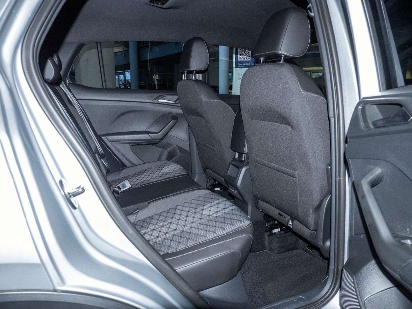 Volkswagen T-CROSS R-Line - 2025 - Joinsteer - #4
