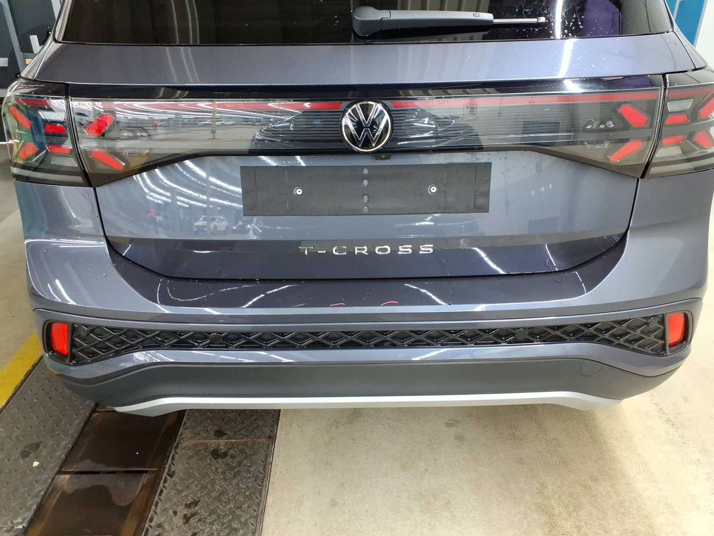 Volkswagen T-CROSS R-Line - 2025 - Joinsteer - #13