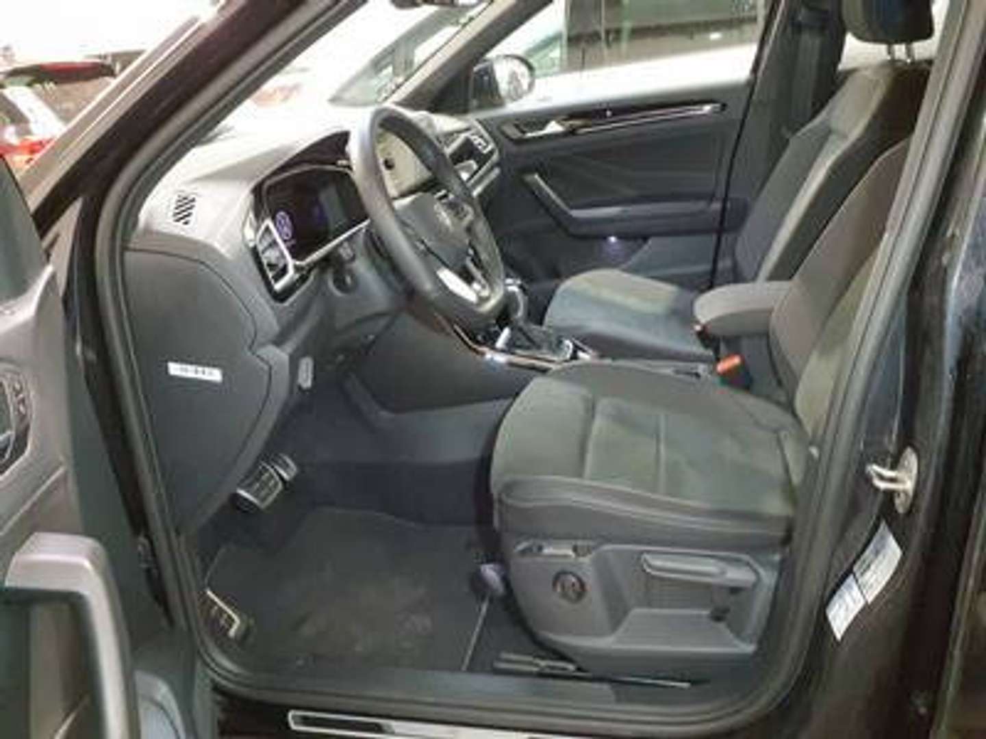 Volkswagen T-Roc R-Line - 2025 - Joinsteer - #2