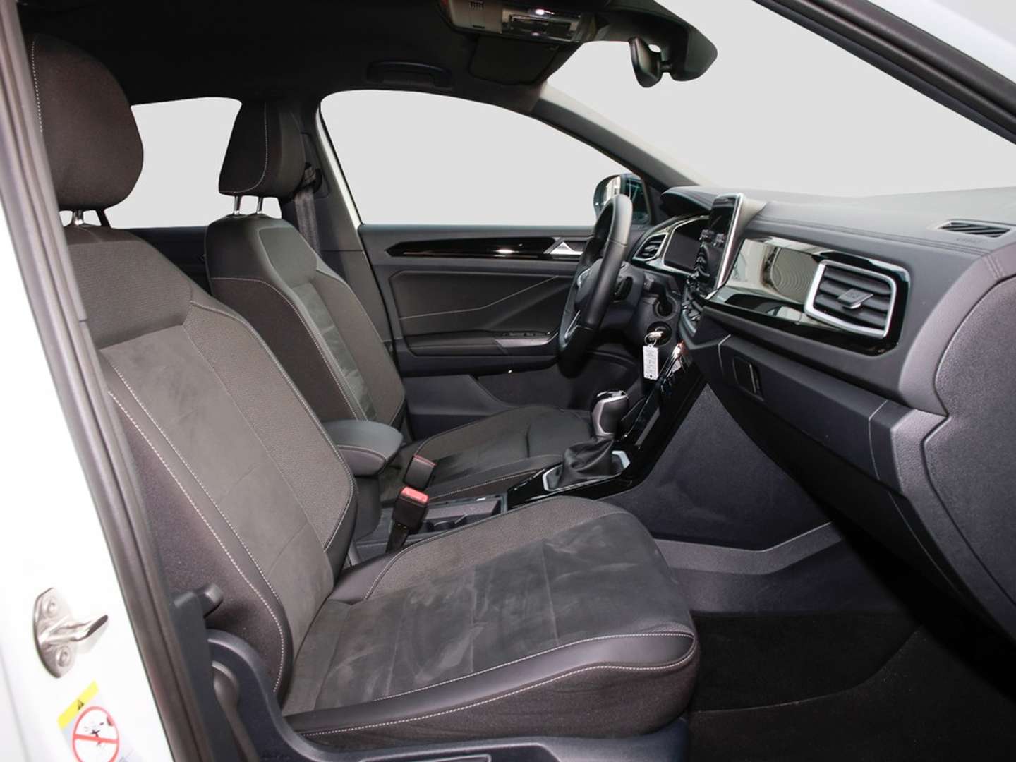 Volkswagen T-Roc R-Line - 2025 - Joinsteer - #6