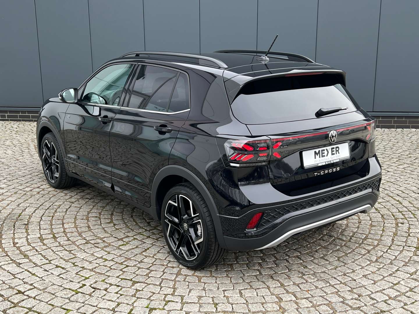 Volkswagen T-CROSS R-Line - 2026 - Joinsteer - #3