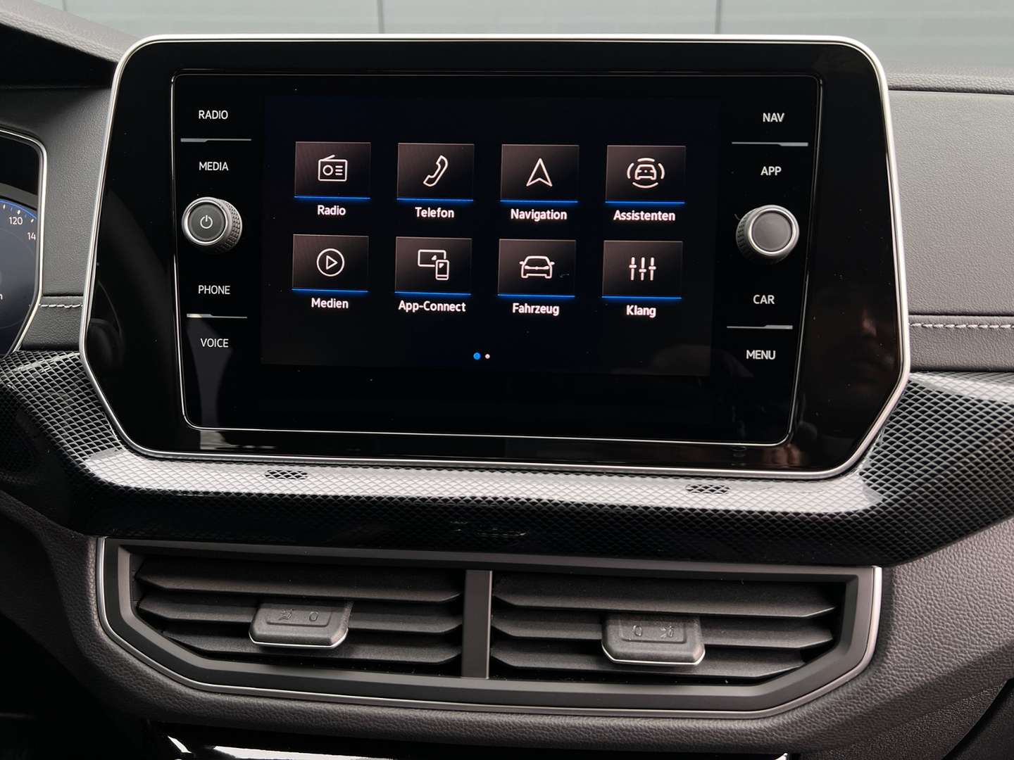 Volkswagen T-CROSS R-Line - 2026 - Joinsteer - #10