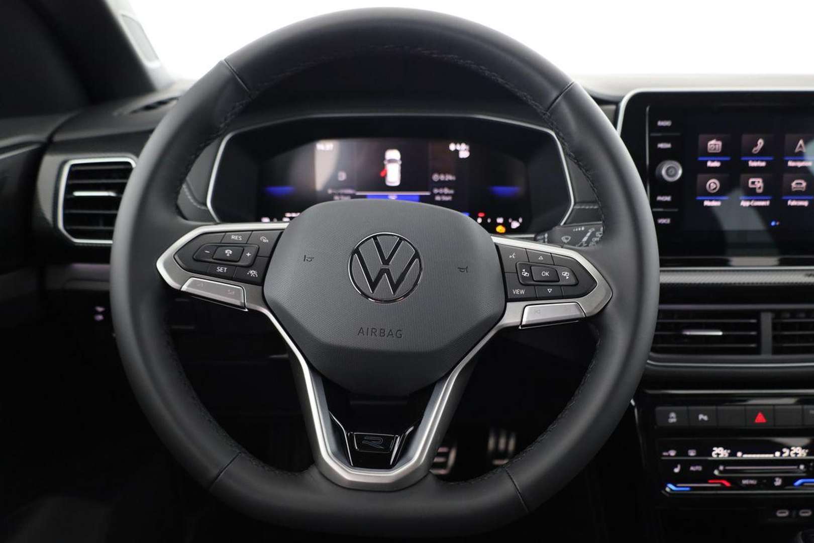 Volkswagen T-CROSS R-Line - 2025 - Joinsteer - #7