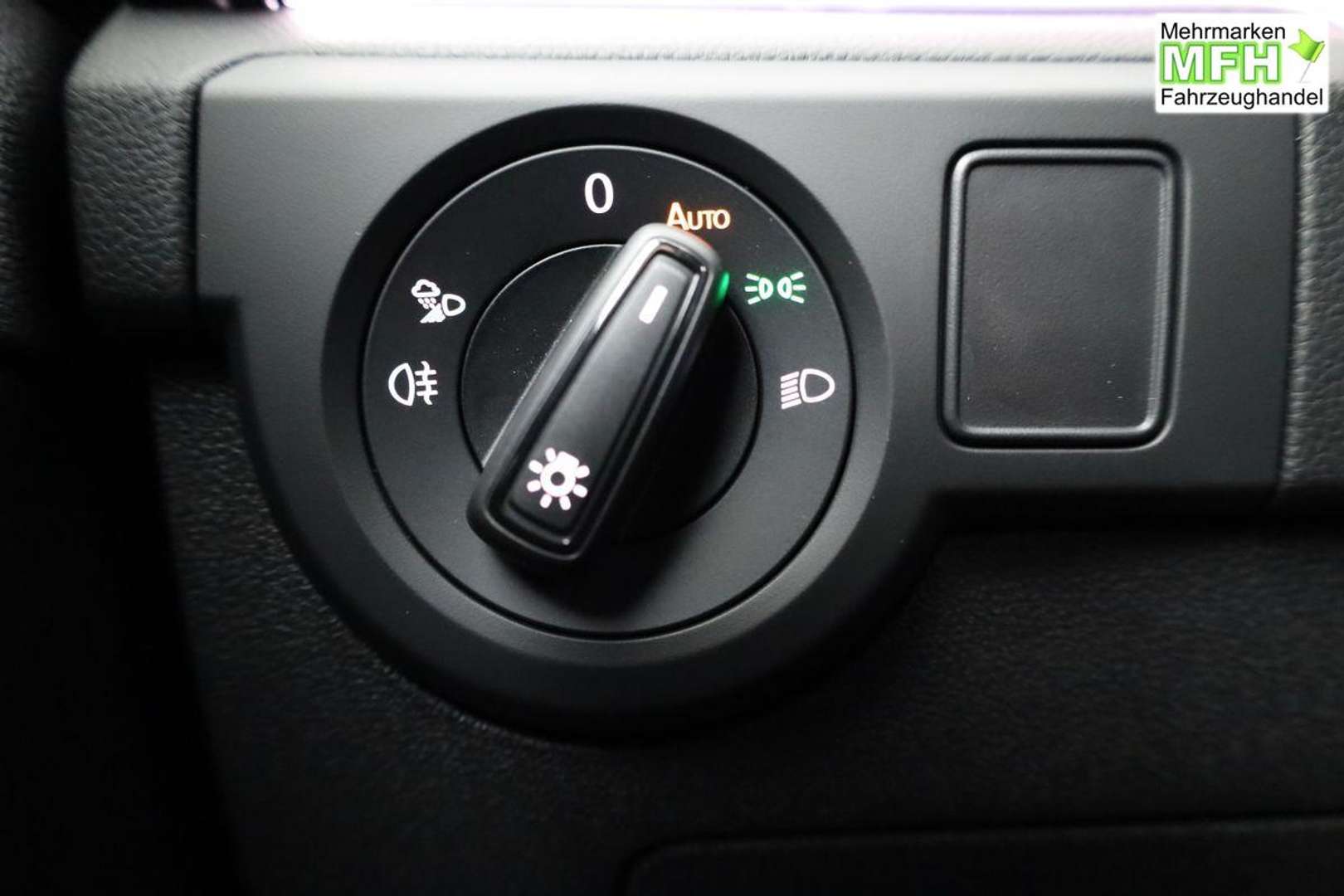 Volkswagen T-CROSS R-Line - 2025 - Joinsteer - #7