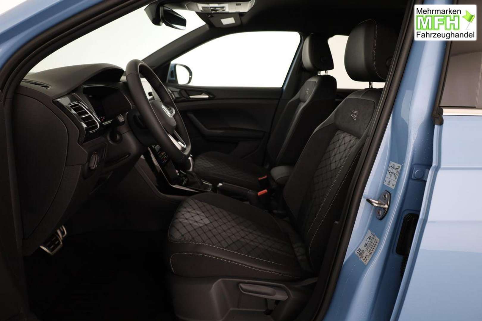 Volkswagen T-CROSS R-Line - 2025 - Joinsteer - #8