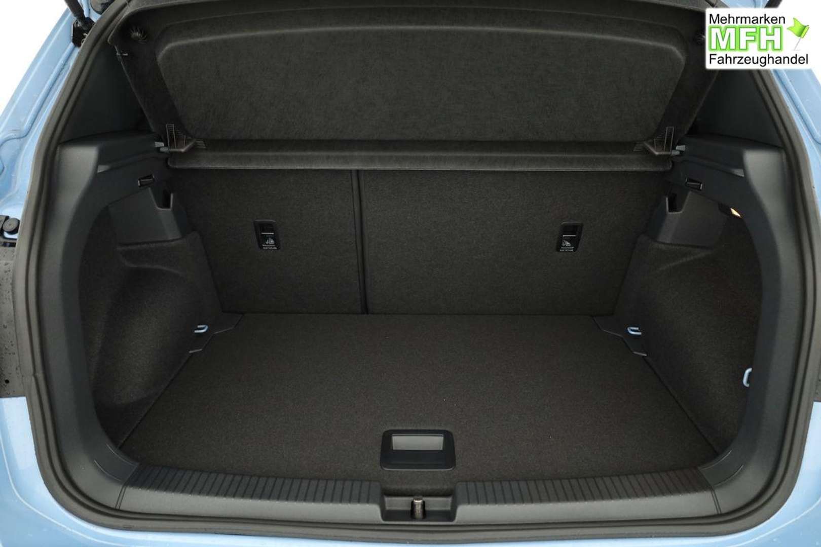 Volkswagen T-CROSS R-Line - 2025 - Joinsteer - #10